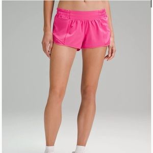[LULULEMON] Hotty Hot Short